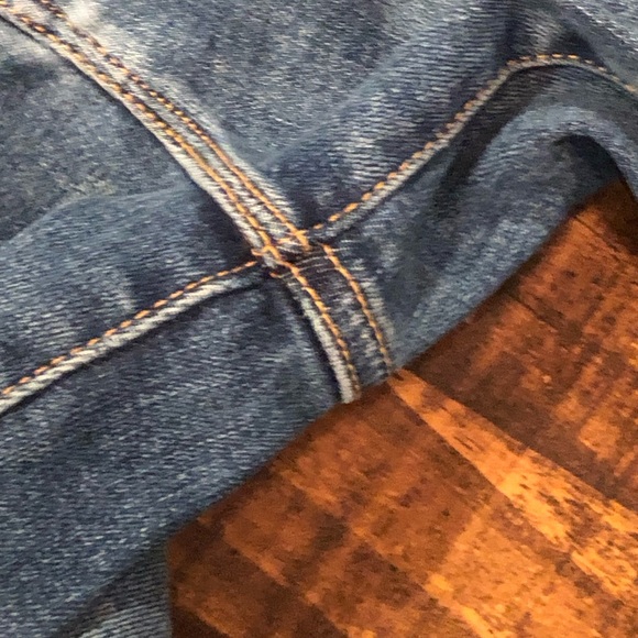 Good American Medium Blue Raw-Hem Crop Mini Boot Jeans - Picture 6 of 13